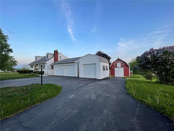 4th image of 2069 Reed Rd