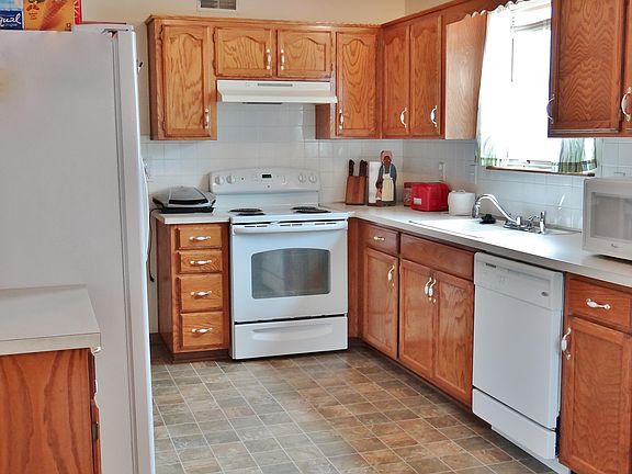 5th image of 15105 E 48th Ter
