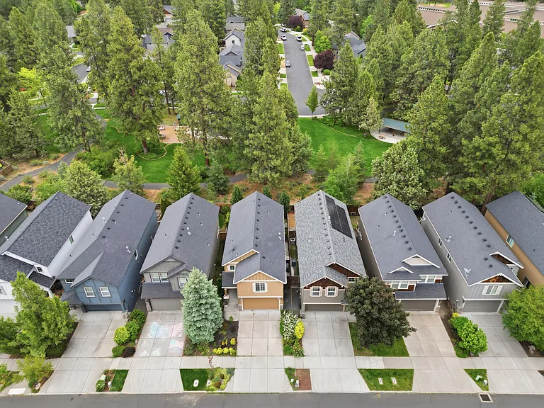 61330 Huckleberry Pl — Photo 65