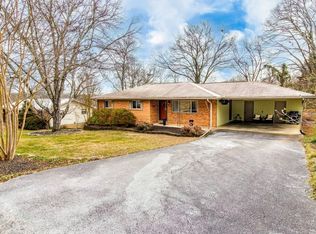 1370 Polaris Dr, Hixson, TN 37343