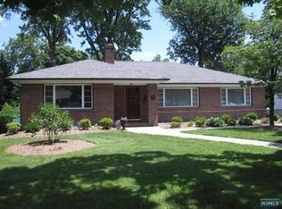 200 Clinton Pl, Hackensack, NJ 07601