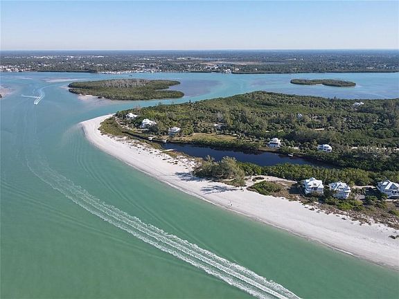 5th image of 6830 Palm Island Dr