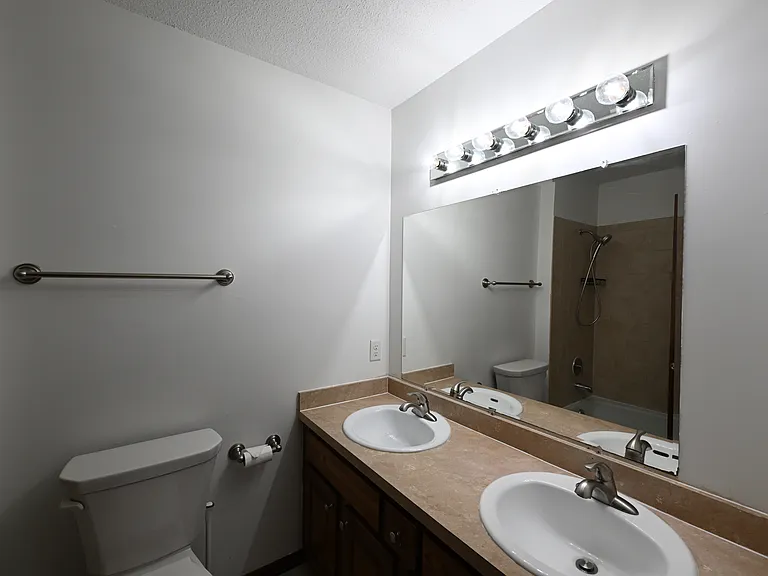 14429 Portland Ave — Photo 34