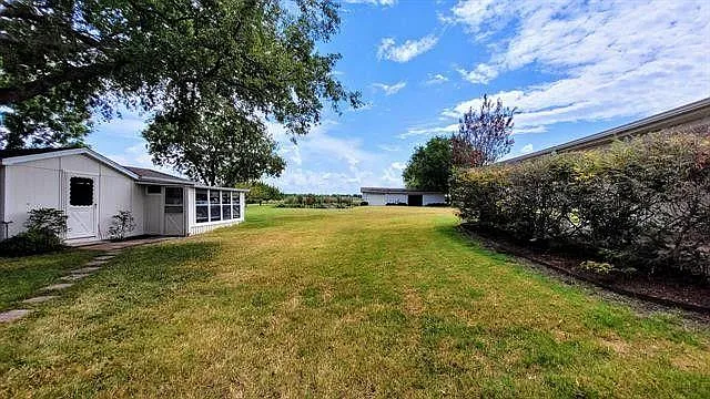 801 FM 982 — Photo 3