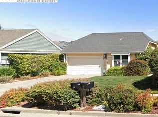215 Avington Rd, Alameda, CA 94502
