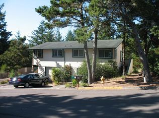 2205 10th St, Florence, OR 97439