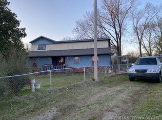 201 Antes St, Henryetta, OK 74437