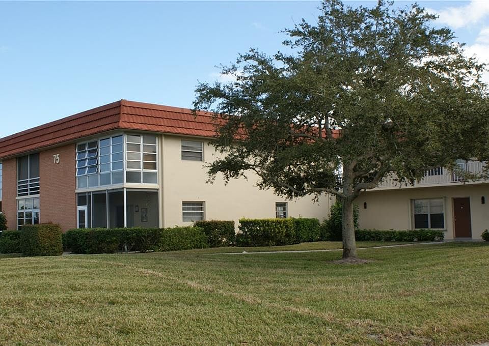 1st image of 75 Royal Oak Ct