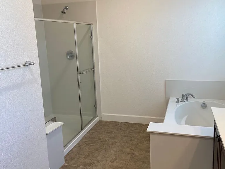 931 Willow Bridge Dr — Photo 21