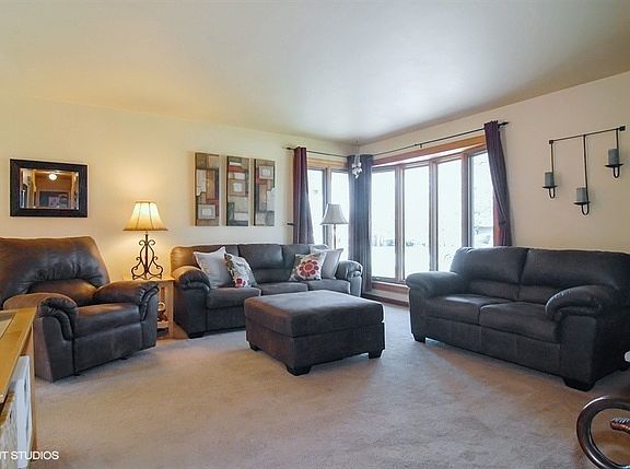 2nd image of 315 Hill Ave