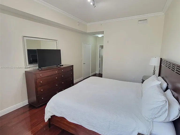 2775 NE 187th St #Penthouse 22 — Photo 10