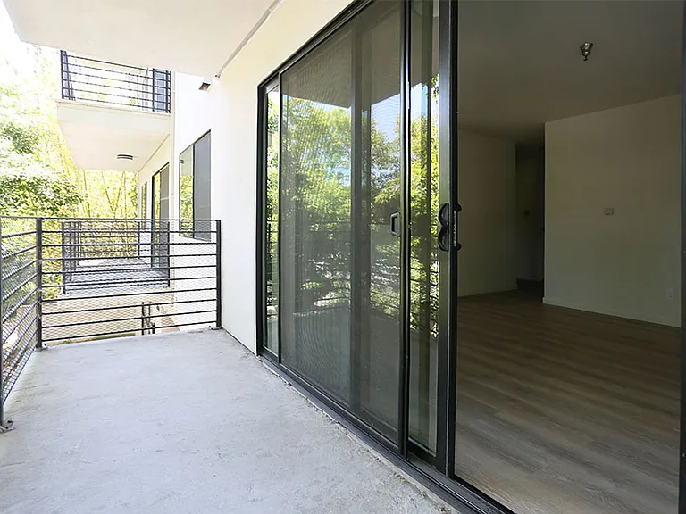 301 Jayne Ave #3 — Photo 3