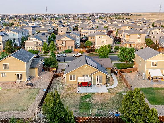 5th image of 223 S New Castle Way