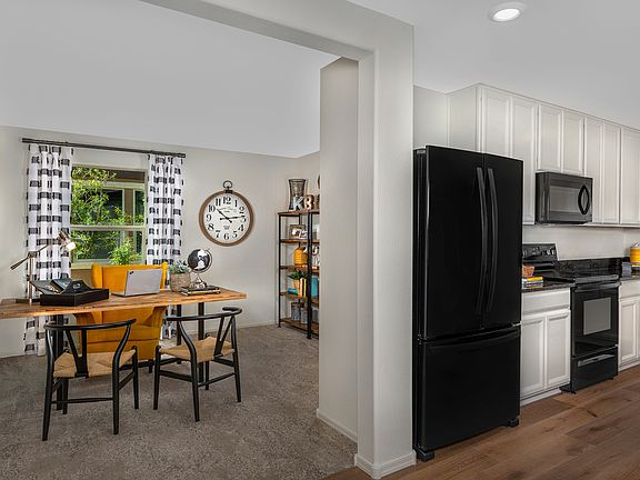 4th image of 25629 W Milada Dr