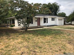 226 Merry Ann Dr, San Antonio, TX 78223