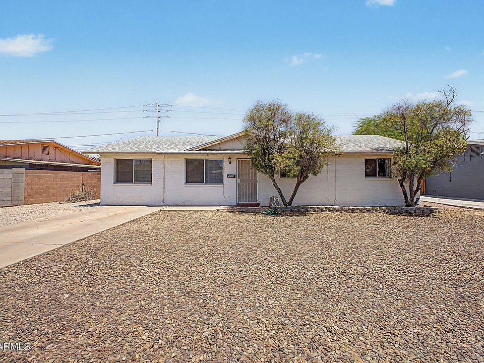 1st image of 620 E VISTA DEL CERRO Drive