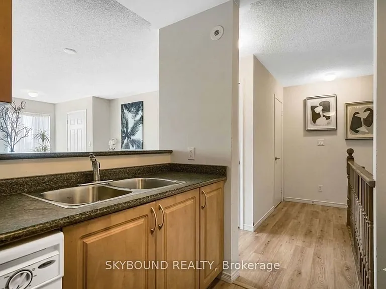 35 Sunrise Dr — Photo 10