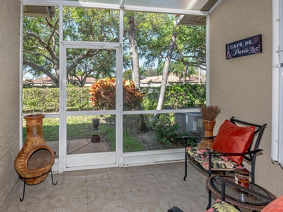 3rd image of 2629 Spiceberry Ln