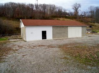 987 Blacksmith Hill Rd, Chillicothe, OH 45601