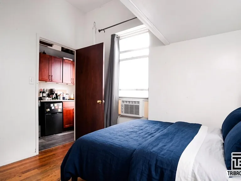 307 E 104th St #5A — Photo 3