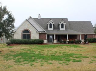4818 Landon Ln, Cove, TX 77523