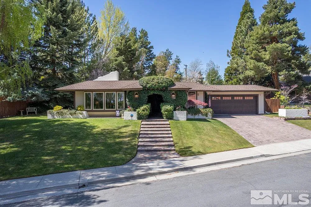 165 Moore Ln photo 1