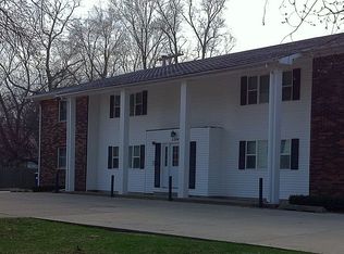 2344 Cherry Hills Dr, Springfield, IL 62704