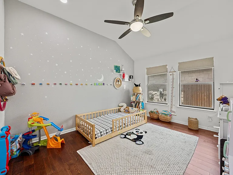 15609 Royal Dublin Dr — Photo 27