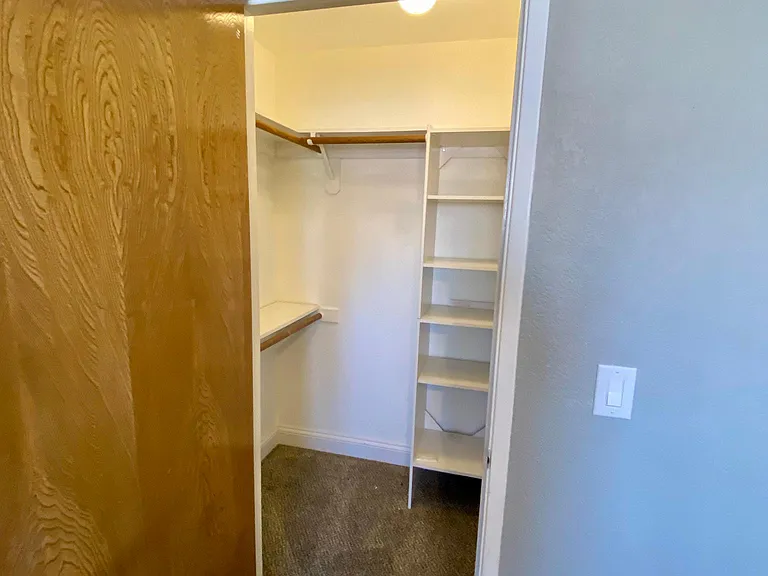 3073 Fowler Ave — Photo 5