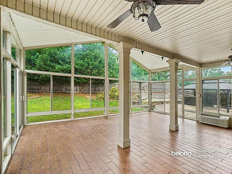 204 Manous Way — Photo 12