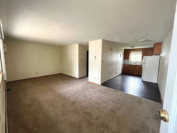 3rd image of 318 N Sprigg St APT 203