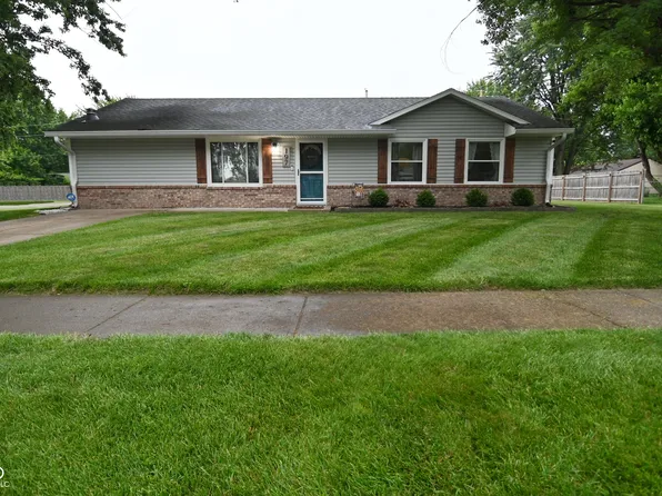 197 Depot Ct, Bargersville, IN 46106