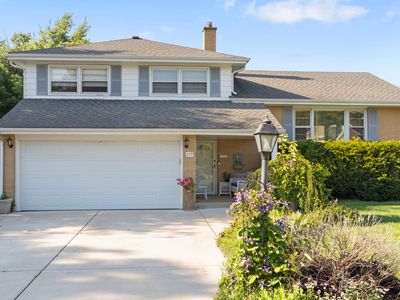 270 E Harrison Rd, Lombard, IL, 60148