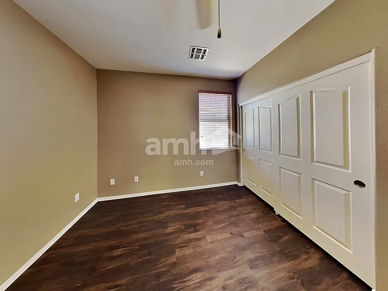 2150 E Bellerive Pl — Photo 16