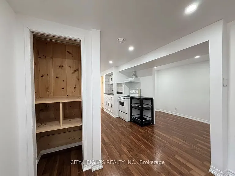1460 O'Hara Ct — Photo 8