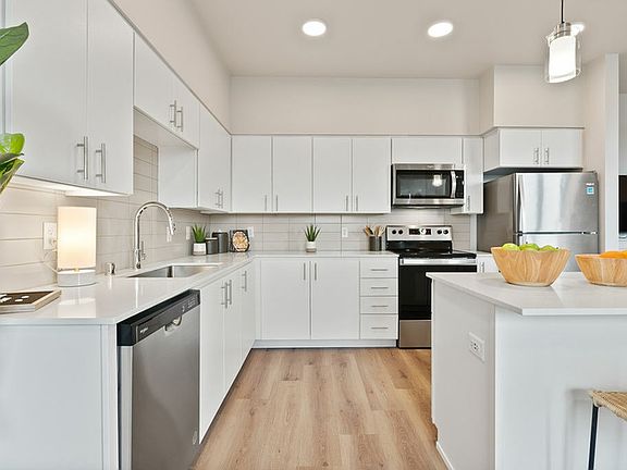 Bright Kitchen