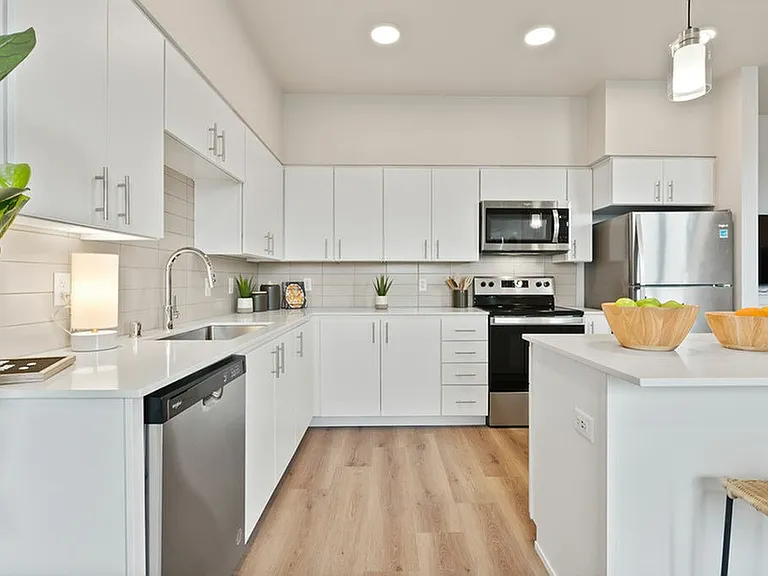 Bright Kitchen