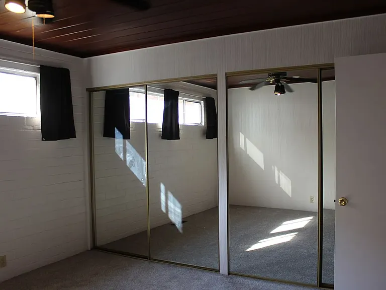 1436 Hillside Dr — Photo 6