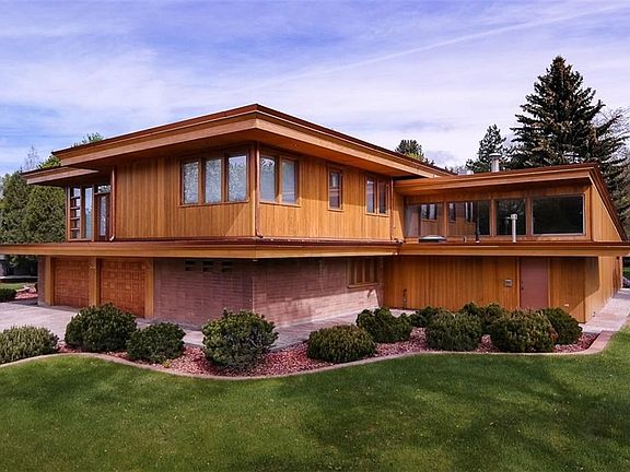 4th image of 1825 Iris Ln