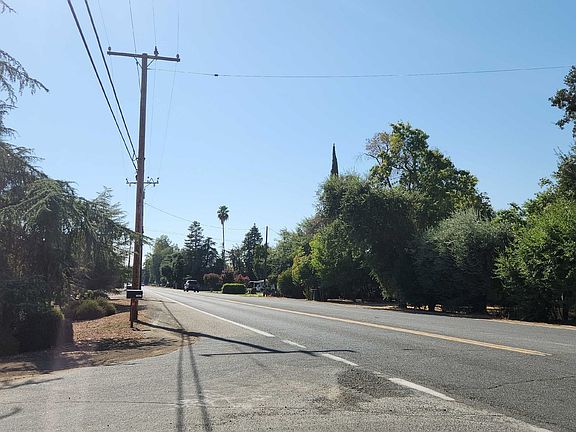 5th image of 13565 Grangeville Blvd