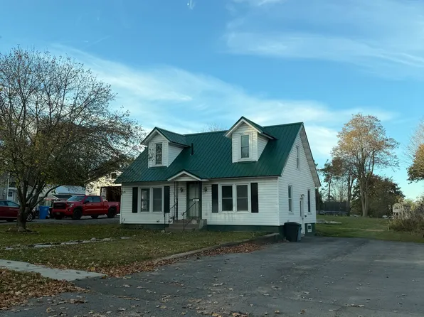 86 1/2 Champion St, Carthage, NY 13619