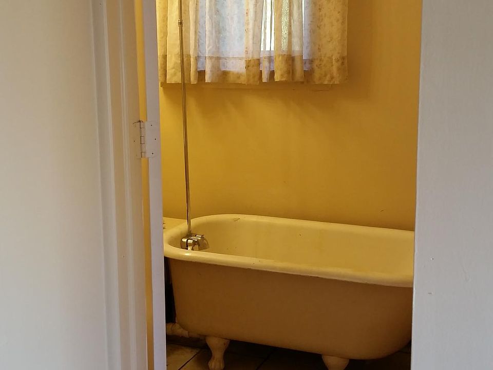 3279 Emmett Rd Apt 1, photo 9