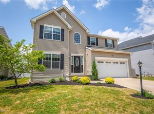 10382 Redbud Dr, Aurora, OH 44202