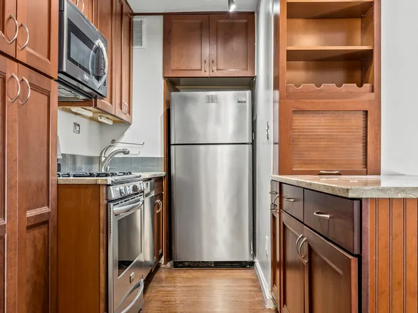 229 East 28th Street image 5 of 11