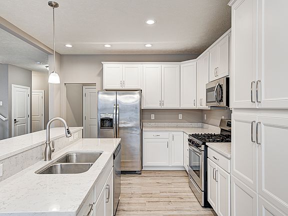 4th image of 4862 Brickert Way