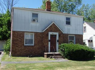 408 Springville Ave, Amherst, NY 14226