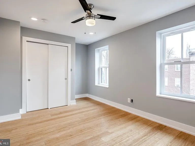 1530 Christian St #3 — Photo 3