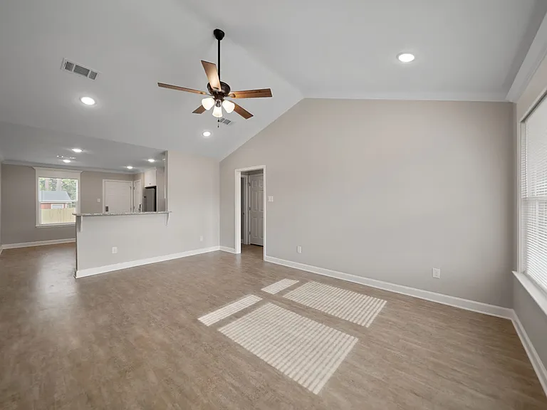 713 Timberline Rd — Photo 13