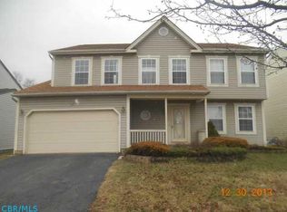 2447 Vining Dr, Columbus, OH 43229