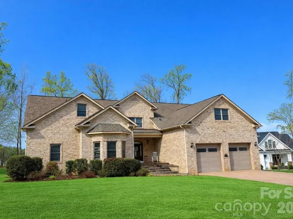 5971 Johnson Rd, Clover, SC 29710